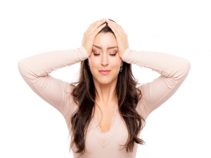 Facial yoga is used to look naturally beautiful. How is it | फेशिअल योग : सुंदर दिसण्याचा प्रसन्न व्यायाम, चेहऱ्यावरच्या सुरकुत्या आणि दुहेरी हनुवटीवर सोपा उपाय.