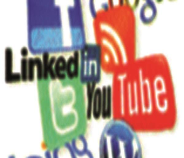 Mental harassment and financial robbery by hacking Facebook | फेसबुक हॅक करून मानसिक छळ अन् आर्थिक लूट