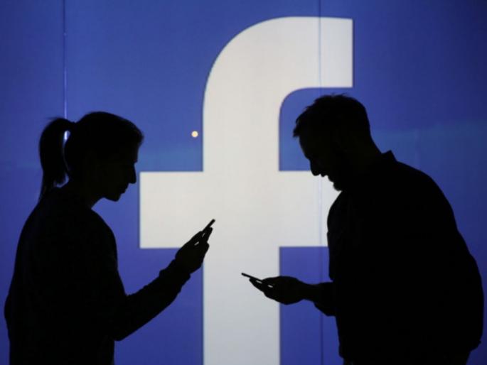 One arrested due to fruad with facebook friend married women | फेसबुकवर मैत्री करत विवाहित महिलेची फसवणूक केल्याप्रकरणी एकास अटक One arrested due to fruad with facebook friend married women | फेसबुकवर मैत्री करत विवाहित महिलेची फसवणूक केल्याप्रकरणी एकास अटक