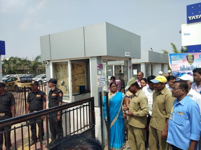 Budget of action for arrears of property levy on factories in Ahmednagar MIDC | अहमदनगर एमआयडीसीमधील कारखान्यांवर मालमत्ताकराच्या थकबाकी वसुलीसाठी कारवाईचा बडगा Budget of action for arrears of property levy on factories in Ahmednagar MIDC | अहमदनगर एमआयडीसीमधील कारखान्यांवर मालमत्ताकराच्या थकबाकी वसुलीसाठी कारवाईचा बडगा