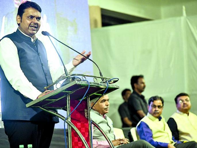 Opposition to cause chaos in country from CAA: Devendra Fadnavis | सीएएवरून देशात अराजकता माजविण्याचा विरोधकांचा डाव :देवेंद्र फडणवीस