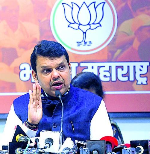 Let anyone meet anyone, only Modi will come | कुणी कुणालाही भेटू द्या, येतील तर मोदीच Let anyone meet anyone, only Modi will come | कुणी कुणालाही भेटू द्या, येतील तर मोदीच