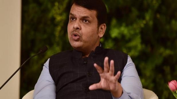 Fingers to the state central government to hide their negativity | स्वत: चा नाकर्तेपणा लपवण्यासाठी राज्याचे केंद्र सरकारकडे बोट : फडणवीस Fingers to the state central government to hide their negativity | स्वत: चा नाकर्तेपणा लपवण्यासाठी राज्याचे केंद्र सरकारकडे बोट : फडणवीस