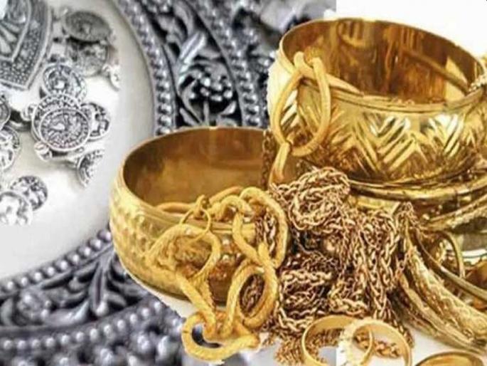 gold silver prices decrease in the navratri festival, an opportunity to buy gold and silver | जगदंबेच्या पावलांनी 'सुवर्ण' झळाळी, भाव कमी झाल्याने सोने-चांदी खरेदीची संधी gold silver prices decrease in the navratri festival, an opportunity to buy gold and silver | जगदंबेच्या पावलांनी 'सुवर्ण' झळाळी, भाव कमी झाल्याने सोने-चांदी खरेदीची संधी