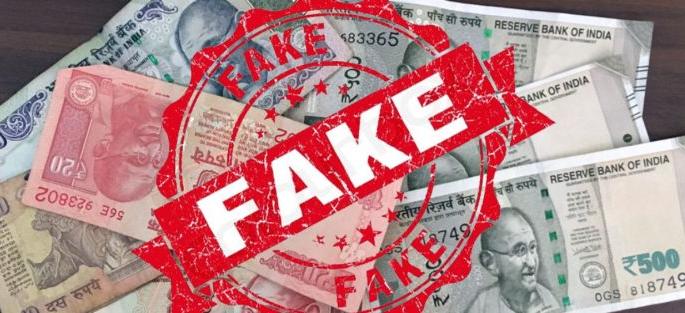 Kaluram Indwale arrested for making fake currency notes: Thane | बनावट नोटा बनविणाऱ्या काळूराम इंदवाळेला ठाण्यातून अटक : दोन लाख ८३ हजारांच्या नोटा हस्तगत Kaluram Indwale arrested for making fake currency notes: Thane | बनावट नोटा बनविणाऱ्या काळूराम इंदवाळेला ठाण्यातून अटक : दोन लाख ८३ हजारांच्या नोटा हस्तगत
