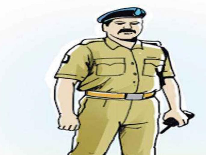 Pretending to be a policeman, he broke into the house and stolen Rs 1 lakh from Chinchwad | पोलीस असल्याची बतावणी करून घरात घुसले अन् दागिने,पैसे पळवले; चिंचवडला जबरी चोरी  Pretending to be a policeman, he broke into the house and stolen Rs 1 lakh from Chinchwad | पोलीस असल्याची बतावणी करून घरात घुसले अन् दागिने,पैसे पळवले; चिंचवडला जबरी चोरी