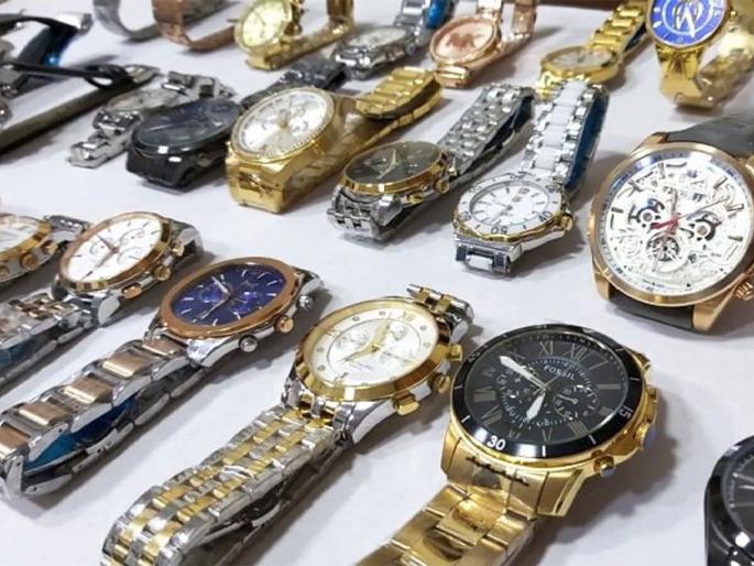 racket of Fake branded 'watches' busted in Nagpur; Thousands of customers have been cheated | बनावट ब्रँडेड ‘वॉच’चे रॅकेट; हजारो नागपूरकरांची फसवणूक racket of Fake branded 'watches' busted in Nagpur; Thousands of customers have been cheated | बनावट ब्रँडेड ‘वॉच’चे रॅकेट; हजारो नागपूरकरांची फसवणूक
