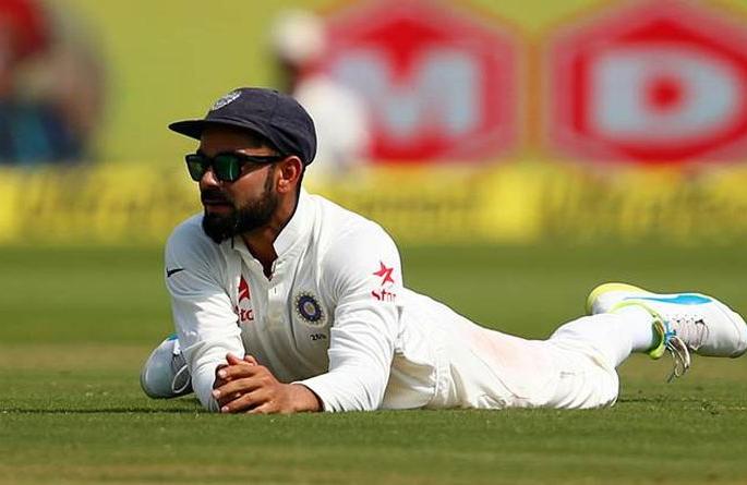 IND vs AUS Test: ... and Mohammed Shami bowed low Virat Kohli | IND vs AUS Test : ... अन् मोहम्मद शमीपुढे झुकला विराट कोहली