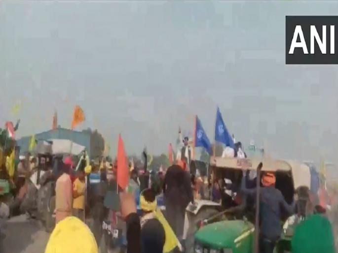lathi charge on farmers by haryana police at rajasthan border during protest today updates | हरयाणा-राजस्थान सीमेवर शेतकरी आंदोलनाला हिंसक वळण, पोलिसांकडून लाठीमार