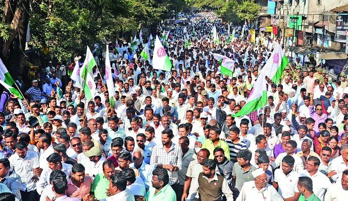 Farmers' movement activists ready to go? | शेतकरी चळवळीचे कार्यकर्ते तडीपार? - जागर  Farmers' movement activists ready to go? | शेतकरी चळवळीचे कार्यकर्ते तडीपार? - जागर