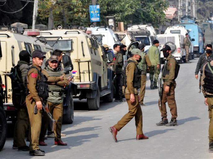 Jammu and Kashmir Police takes major action, arrests Mufti Irfan from Shopian; Large terror network busted | जम्मू-काश्मीर पोलिसांची मोठी कारवाई, मुफ्ती इरफानला शोपियानमधून अटक; मोठे टेरर नेटवर्क उद्ध्वस्त