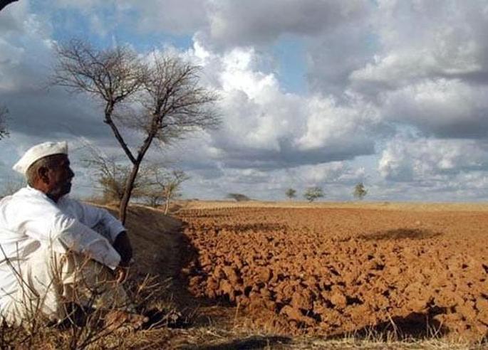 Debt Redemption Scheme: List of farmers without Aadhaar numbers | कर्जमुक्ती योजना : आधार क्रमांक नसलेल्या शेतकऱ्यांच्या लागणार याद्या Debt Redemption Scheme: List of farmers without Aadhaar numbers | कर्जमुक्ती योजना : आधार क्रमांक नसलेल्या शेतकऱ्यांच्या लागणार याद्या