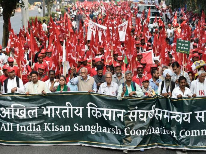 Farmers protest in Delhi: Thousands of Farmers in Delhi For March to Parliament | Farmers protest in Delhi: हजारो शेतकऱ्यांचा आज संसदेवर धडक मोर्चा Farmers protest in Delhi: Thousands of Farmers in Delhi For March to Parliament | Farmers protest in Delhi: हजारो शेतकऱ्यांचा आज संसदेवर धडक मोर्चा