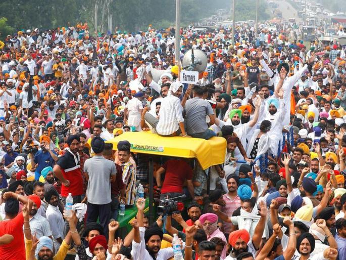 Farmers protest updates No breakthrough as government offers to stay laws but farmers want repeal | शेतकऱ्यांसोबतची ११वी बैठकही निष्फळ; केंद्र सरकारनं घेतली कठोर भूमिका