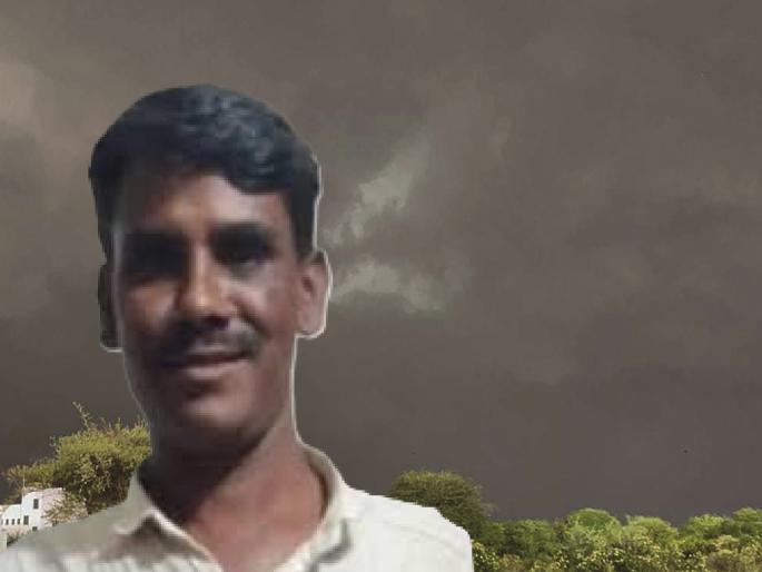 Dharashiv: There was no money for his daughter's engineering admission, the farmer ended his life in depression | Dharashiv: मुलीच्या इंजिनिअरिंग प्रवेशासाठी पैसे नव्हते, नैराश्यात शेतकऱ्याने संपवलं जीवन Dharashiv: There was no money for his daughter's engineering admission, the farmer ended his life in depression | Dharashiv: मुलीच्या इंजिनिअरिंग प्रवेशासाठी पैसे नव्हते, नैराश्यात शेतकऱ्याने संपवलं जीवन