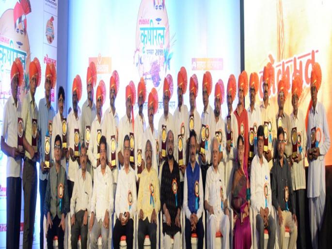 Farmers Diwali will be sweet: Girish Mahajan | शेतक:यांची दिवाळी होणार गोड - ‘लोकमत कृषीरत्न’ पुरस्कार सोहळ्य़ात गिरीश महाजन यांची माहिती Farmers Diwali will be sweet: Girish Mahajan | शेतक:यांची दिवाळी होणार गोड - ‘लोकमत कृषीरत्न’ पुरस्कार सोहळ्य़ात गिरीश महाजन यांची माहिती