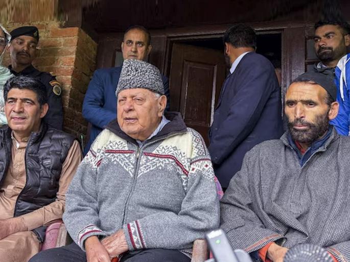 Jammu Kashmir farooq abdullah over pahalgam attack pakistan over indus waters treaty against | "आम्ही पाकिस्तानी लोकांना मारणार नाही, कारण..."; काय म्हणाले फारुख अब्दुल्ला? सिंधूच्या पाण्यासंदर्भातही मोठं विधान Jammu Kashmir farooq abdullah over pahalgam attack pakistan over indus waters treaty against | "आम्ही पाकिस्तानी लोकांना मारणार नाही, कारण..."; काय म्हणाले फारुख अब्दुल्ला? सिंधूच्या पाण्यासंदर्भातही मोठं विधान