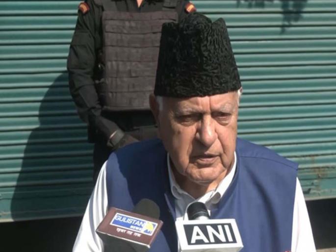 National Conference leader Farooq Abdullah has targeted Pakistan over the recent terrorist attacks in Jammu and Kashmir | "३० वर्षांपासून पाहतोय, हे थांबणार नाही"; १५ दिवसांत १९ जणांच्या हत्येनंतर फारुख अब्दुल्लांची प्रतिक्रिया National Conference leader Farooq Abdullah has targeted Pakistan over the recent terrorist attacks in Jammu and Kashmir | "३० वर्षांपासून पाहतोय, हे थांबणार नाही"; १५ दिवसांत १९ जणांच्या हत्येनंतर फारुख अब्दुल्लांची प्रतिक्रिया