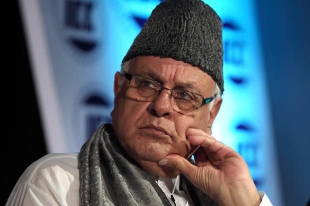 Farooq Abdullah's inquiry from 'ED' | फारुक अब्दुल्लांची ‘ईडी’कडून चौकशी Farooq Abdullah's inquiry from 'ED' | फारुक अब्दुल्लांची ‘ईडी’कडून चौकशी