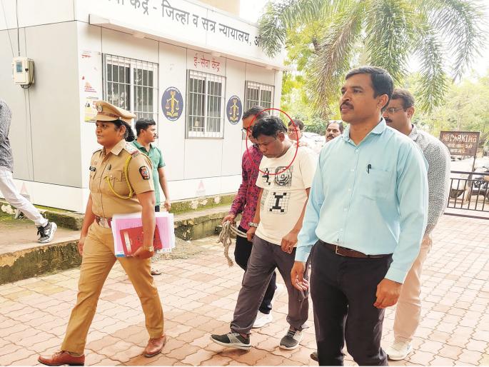 Cybercriminals' call center racket in Chhatrapati Sambhajinagar: Contact for anti-national activities under the guise of fraud | सायबर गुन्हेगारांचे कॉल सेंटरचे रॅकेट: फसवणुकीच्या आडून देशविघातकी कृत्यासाठी संपर्क Cybercriminals' call center racket in Chhatrapati Sambhajinagar: Contact for anti-national activities under the guise of fraud | सायबर गुन्हेगारांचे कॉल सेंटरचे रॅकेट: फसवणुकीच्या आडून देशविघातकी कृत्यासाठी संपर्क