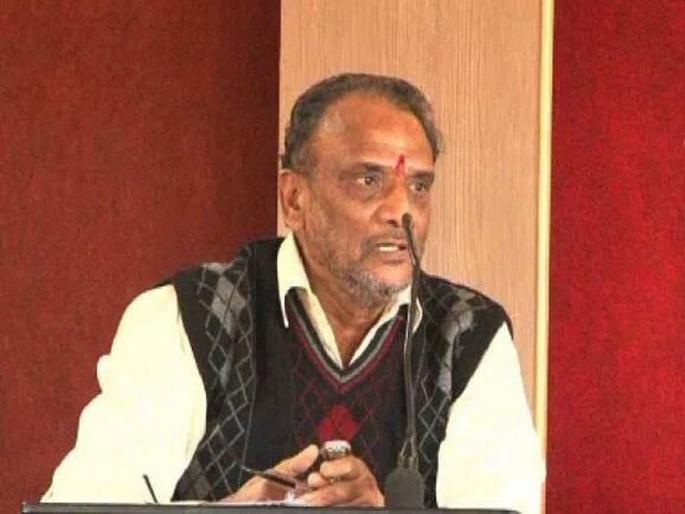 Hinduism is narrow, What the sages said in the Vedas did not actually happen says Sabnis | हिंदू धर्म संकुचित, कर्मठ; ऋषिमुनींनी वेदात जे सांगितले, ते प्रत्यक्षात घडले नाही - सबनीस Hinduism is narrow, What the sages said in the Vedas did not actually happen says Sabnis | हिंदू धर्म संकुचित, कर्मठ; ऋषिमुनींनी वेदात जे सांगितले, ते प्रत्यक्षात घडले नाही - सबनीस