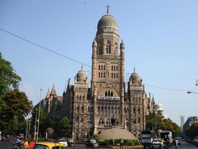 In the municipality's 'administrative office', there is a lot of confusion, a lot of inquiries; A feeling that common Mumbaikars have been neglected in two years | पालिकेच्या ‘प्रशासकराज’मध्ये झगमगाट, चौकशांचा ससेमिरा; दोन वर्षांत सामान्य मुंबईकर दुर्लक्षित राहिल्याची भावना In the municipality's 'administrative office', there is a lot of confusion, a lot of inquiries; A feeling that common Mumbaikars have been neglected in two years | पालिकेच्या ‘प्रशासकराज’मध्ये झगमगाट, चौकशांचा ससेमिरा; दोन वर्षांत सामान्य मुंबईकर दुर्लक्षित राहिल्याची भावना