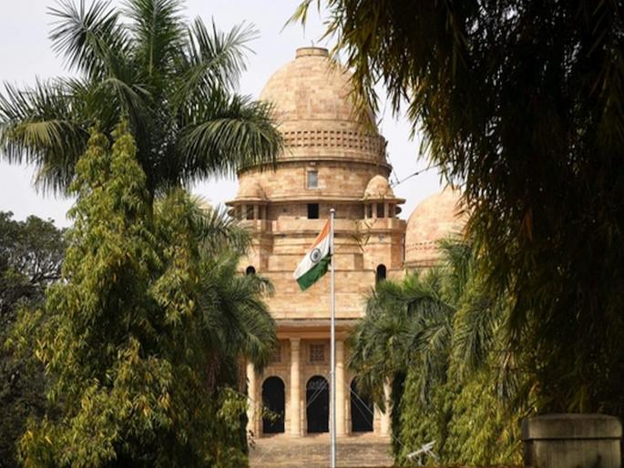 Vani Nagar Parishad's objection to shop auction 'failed'; The shopkeepers' association withdrew the petition | वणी नगर परिषदेच्या गाळे लिलावावरील आक्षेप 'फेल'; दुकानदारांच्या संघटनेने याचिका मागे घेतली Vani Nagar Parishad's objection to shop auction 'failed'; The shopkeepers' association withdrew the petition | वणी नगर परिषदेच्या गाळे लिलावावरील आक्षेप 'फेल'; दुकानदारांच्या संघटनेने याचिका मागे घेतली