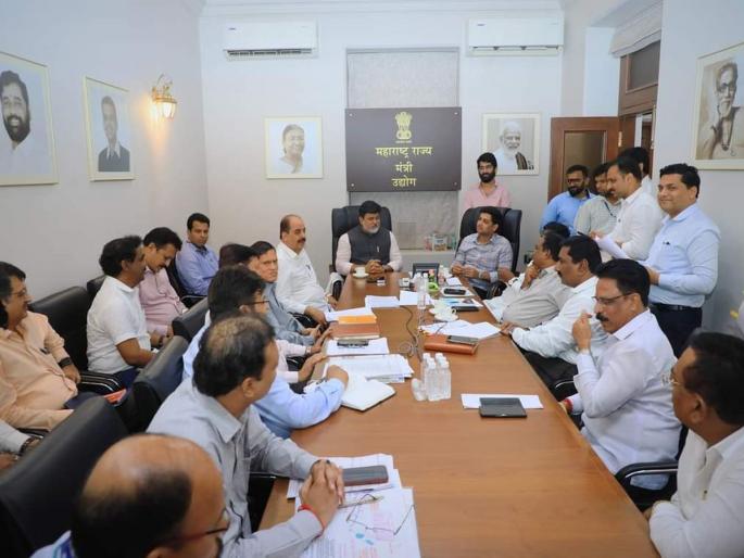 Joint committee on water scarcity in Ulhasnagar, municipality to build own water source | उल्हासनगरातील पाणी टंचाईवर संयुक्त समिती, महापालिका उभारणार स्वतःचे पाणी स्रोत Joint committee on water scarcity in Ulhasnagar, municipality to build own water source | उल्हासनगरातील पाणी टंचाईवर संयुक्त समिती, महापालिका उभारणार स्वतःचे पाणी स्रोत