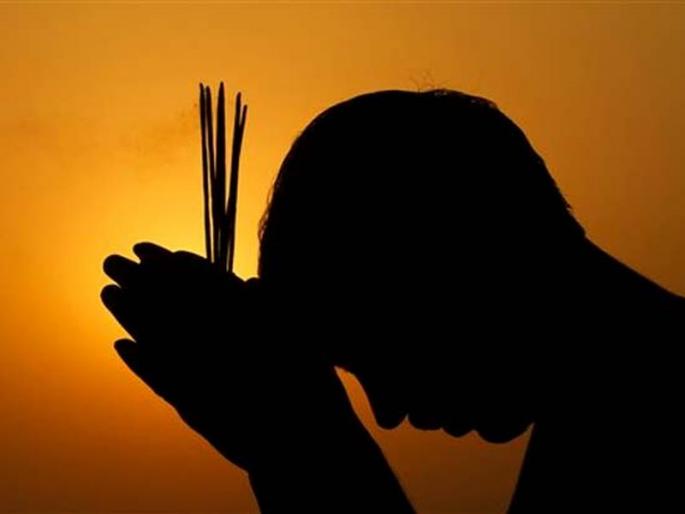 Keeps these points in mind during 9 day Navratri fasting | नवरात्रीत उपवास करणार असाल तर या गोष्टींची घ्या काळजी! Keeps these points in mind during 9 day Navratri fasting | नवरात्रीत उपवास करणार असाल तर या गोष्टींची घ्या काळजी!