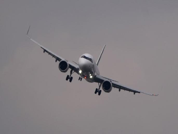 Alliance Air for Solapur-Hyderabad, while Indigo for Pune, Mumbai, Tirupati, Go First | सोलापूर-हैदराबादसाठी अलायन्स एअर, तर पुणे, मुंबई, तिरूपतीसाठी इंडिगो, गो फर्स्ट Alliance Air for Solapur-Hyderabad, while Indigo for Pune, Mumbai, Tirupati, Go First | सोलापूर-हैदराबादसाठी अलायन्स एअर, तर पुणे, मुंबई, तिरूपतीसाठी इंडिगो, गो फर्स्ट