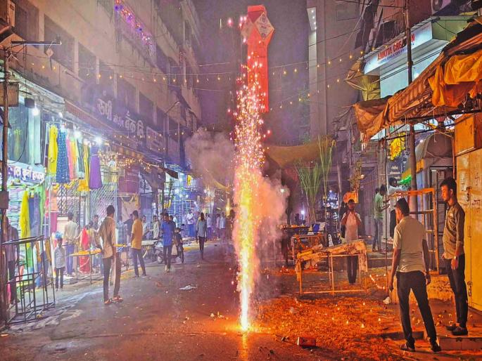 Polluted breath and deafening noise! Punekar is sick with respiratory problems | Pune Pollution: प्रदूषणयुक्त श्वास अन् कानठळ्या बसवणारा आवाज! श्वसनाच्या त्रासाने पुणेकर बेजार Polluted breath and deafening noise! Punekar is sick with respiratory problems | Pune Pollution: प्रदूषणयुक्त श्वास अन् कानठळ्या बसवणारा आवाज! श्वसनाच्या त्रासाने पुणेकर बेजार
