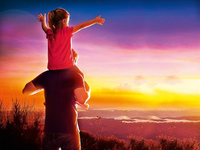 Locked-down daddy's story too! | लॉकडाऊनमध्येही दमलेल्या बाबाची कहाणी ! Locked-down daddy's story too! | लॉकडाऊनमध्येही दमलेल्या बाबाची कहाणी !