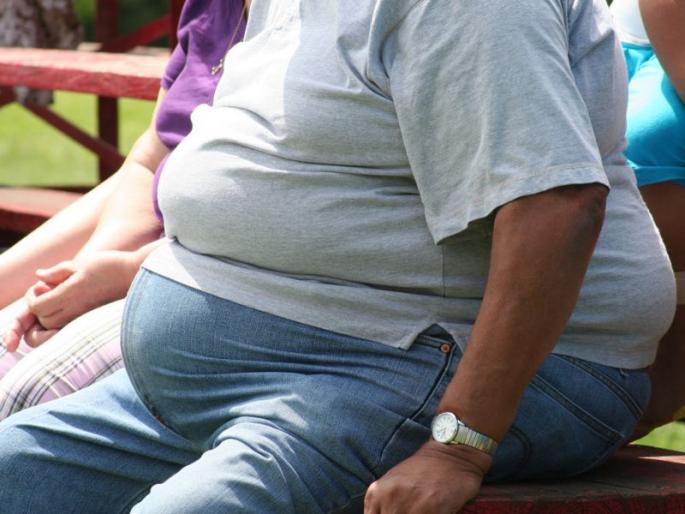 Obesity is obnoxious | नकोसा वाटतो लठ्ठपणा Obesity is obnoxious | नकोसा वाटतो लठ्ठपणा