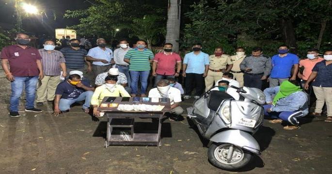 Raid on notorious Fatode gambling den: Nine arrested | कुख्यात फातोडेच्या जुगार अड्ड्यावर छापा : नऊ जणांना अटक