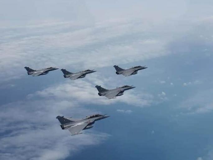 Rafael with stealth ability will be a 'game changer'; The strength of the Indian Air Force will increase! | स्टेल्थ क्षमता असलेले राफेल ठरणार 'गेमचेंजर'; भारतीय हवाई दलाची ताकद वाढणार ! Rafael with stealth ability will be a 'game changer'; The strength of the Indian Air Force will increase! | स्टेल्थ क्षमता असलेले राफेल ठरणार 'गेमचेंजर'; भारतीय हवाई दलाची ताकद वाढणार !