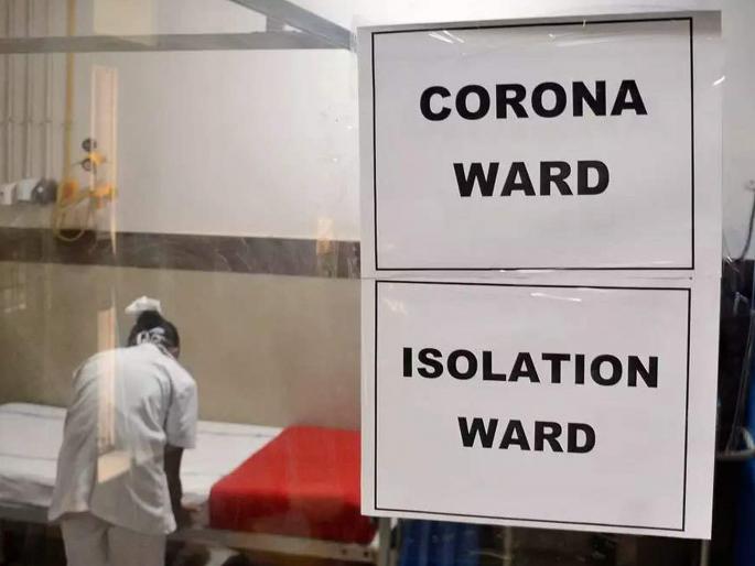 report negative but from last 25 days people stuck in quarantine center of Navi Mumbai hrb | CoronaVirus निगेटिव्ह असूनही २५ दिवसांपासून कोंडले; जमावाने अधिकाऱ्यांना धारेवर धरले report negative but from last 25 days people stuck in quarantine center of Navi Mumbai hrb | CoronaVirus निगेटिव्ह असूनही २५ दिवसांपासून कोंडले; जमावाने अधिकाऱ्यांना धारेवर धरले