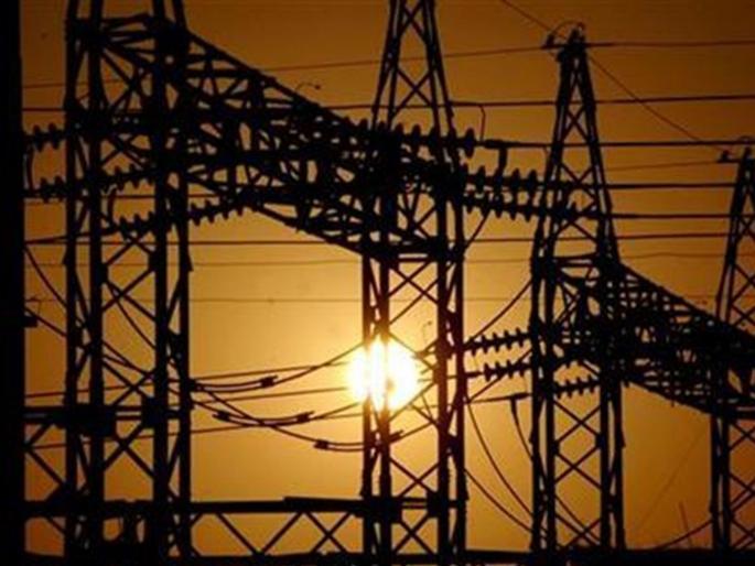 Reduced my electricity bill of Rs 3 lakh, then why not the common man? BJP MLA | माझे 3 लाखांचे विज बिल कमी केले, मग सामान्यांचे का नाही? भाजपा आमदाराचा सवाल Reduced my electricity bill of Rs 3 lakh, then why not the common man? BJP MLA | माझे 3 लाखांचे विज बिल कमी केले, मग सामान्यांचे का नाही? भाजपा आमदाराचा सवाल