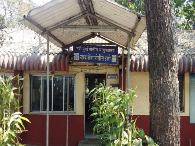 Husband abducted by wife in film style; Police chased him and released him within 36 hours | पत्नीनेच फिल्मी स्टाइलने केले पतीचे अपहरण; पोलिसांनी पाठलाग करत ३६ तासांतच केली सुटका Husband abducted by wife in film style; Police chased him and released him within 36 hours | पत्नीनेच फिल्मी स्टाइलने केले पतीचे अपहरण; पोलिसांनी पाठलाग करत ३६ तासांतच केली सुटका