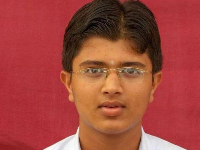 Do you recognize? Once there was no money to pay house rent, today it is a superstar | ओळखा पाहू? एकेकाळी घर भाडे भरण्यासाठी नव्हते पैसे, आज आहे सुपरस्टार Do you recognize? Once there was no money to pay house rent, today it is a superstar | ओळखा पाहू? एकेकाळी घर भाडे भरण्यासाठी नव्हते पैसे, आज आहे सुपरस्टार