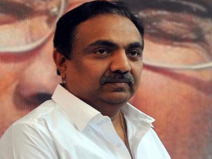 The Minister of State for Health gave Corona Prasad to many: Jayant patil | आरोग्य राज्यमंत्र्यांनी कोरोनाचा प्रसाद अनेकांना दिला; जयंत पाटील यांची कोपरखळी The Minister of State for Health gave Corona Prasad to many: Jayant patil | आरोग्य राज्यमंत्र्यांनी कोरोनाचा प्रसाद अनेकांना दिला; जयंत पाटील यांची कोपरखळी