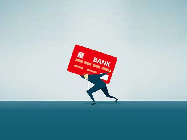 Co-operative banks, credit unions continue to collect installments even in lockdown | सहकारी बँका, पतसंस्थांची लॉकडाउनमध्येही हप्तेवसुली सुरूच Co-operative banks, credit unions continue to collect installments even in lockdown | सहकारी बँका, पतसंस्थांची लॉकडाउनमध्येही हप्तेवसुली सुरूच