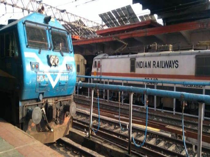 Extension of time for trains running between Solapur-Tirupati and Solapur-Pune | सोलापूर-तिरूपती अन् सोलापूर-पुणे दरम्यान धावणाऱ्या गाड्यांना मुदतवाढ Extension of time for trains running between Solapur-Tirupati and Solapur-Pune | सोलापूर-तिरूपती अन् सोलापूर-पुणे दरम्यान धावणाऱ्या गाड्यांना मुदतवाढ