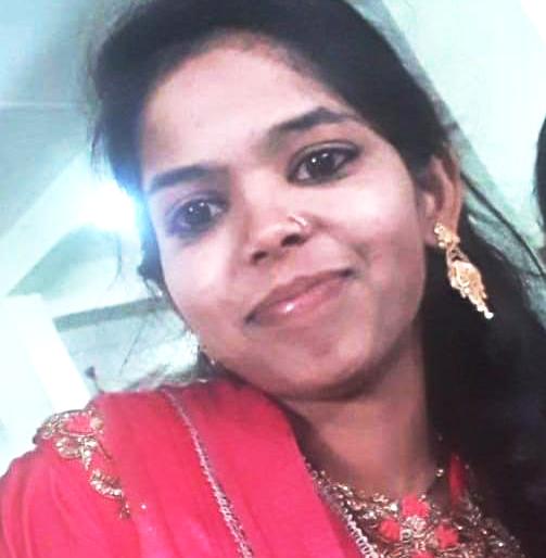 Suicide of a married woman in Shastri Nagar; Families refuse to take custody | शास्त्रीनगरात विवाहित महिलेची आत्महत्या; प्रेत ताब्यात घेण्यास कुटुंबियांचा नकार Suicide of a married woman in Shastri Nagar; Families refuse to take custody | शास्त्रीनगरात विवाहित महिलेची आत्महत्या; प्रेत ताब्यात घेण्यास कुटुंबियांचा नकार