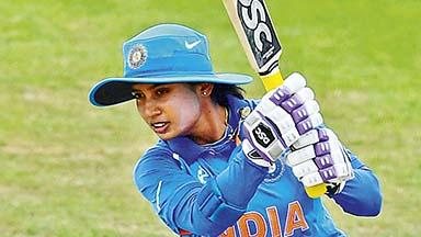 Mithali Raj - a fighter cricketer | फायटर क्रिकेटर होणं कसं साधलं मिताली राजला? Mithali Raj - a fighter cricketer | फायटर क्रिकेटर होणं कसं साधलं मिताली राजला?