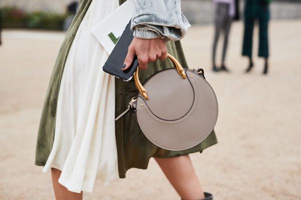 Are You fashion freek? Then plan to see these fashionable cities in world | फॅशन फ्रीक असाल तर या फॅशनेबल सीटी कधीतरी पाहायलाच हव्यात! Are You fashion freek? Then plan to see these fashionable cities in world | फॅशन फ्रीक असाल तर या फॅशनेबल सीटी कधीतरी पाहायलाच हव्यात!