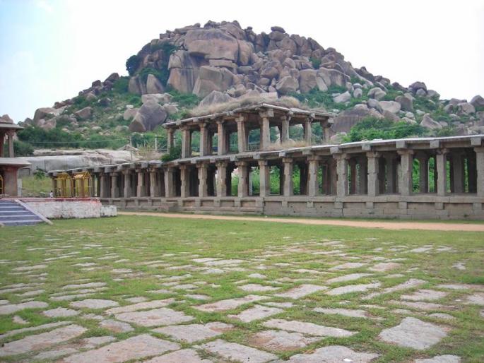 For experience the historic glory must visit Hampi once in life. | इतिहासाचं वैभव अनुभवायचं असेल तर हम्पीला जायलाच हवं! For experience the historic glory must visit Hampi once in life. | इतिहासाचं वैभव अनुभवायचं असेल तर हम्पीला जायलाच हवं!