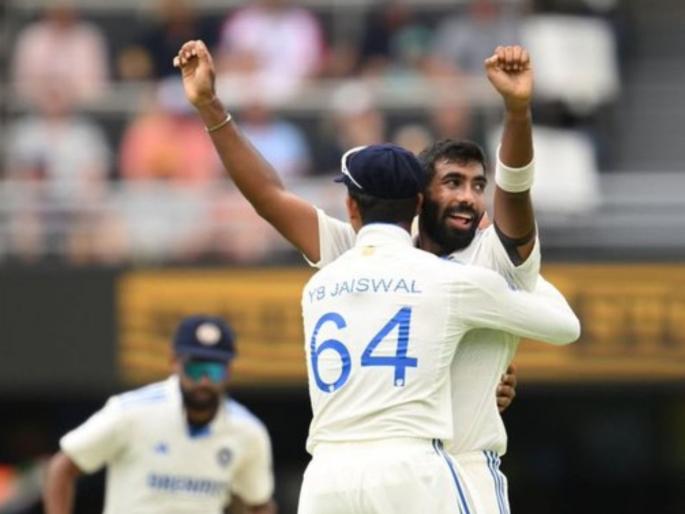 AUS VS IND 3 rd Test Jasprit Bumrah Gets Travis Head Mitchell Marsh After Steven Smith And One More 5 Wicket haul in Tests The Gabba Brisbane | AUS vs IND : आधी सेट झालेली जोडी फोडली; ट्रॅविस हेडला तंबूत धाडत बुमराहनं पुन्हा मारला 'पंजा'