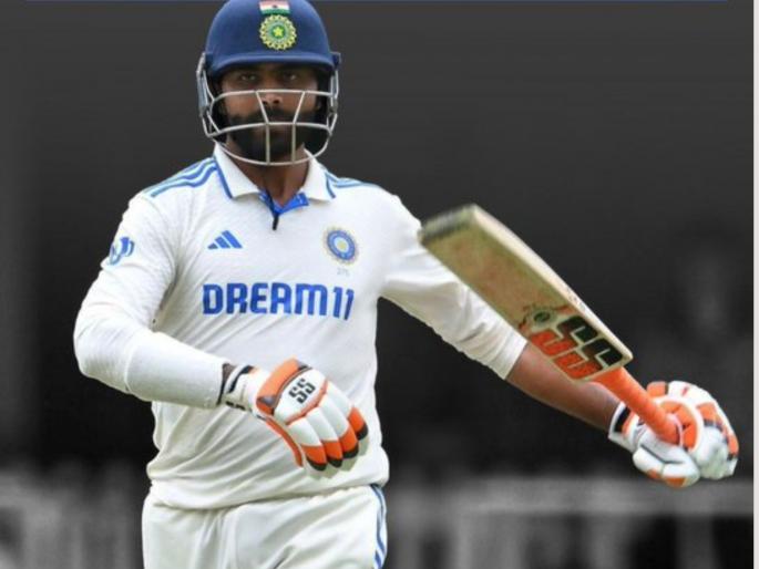 Ravindra Jadeja Iconic Sword Celebration After Scoring Half Century Gabba Brisbane IND vs AUS 3rd Test Watch Video | AUS vs IND : जड्डूची 'तलवारबाजी'; टीम इंडियानं अर्धी लढाई जिंकली; पण...(VIDEO)