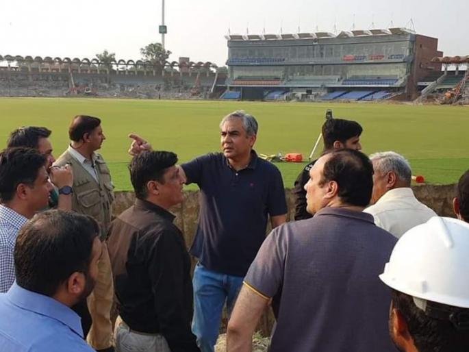 Champions Trophy 2025 might be shifted out of Pakistan due to delay in renovation work at the stadiums Report Says ICC Delegation Yet To Raise Concerns | कामचुकारपणा नडणार? चॅम्पियन्स ट्रॉफी स्पर्धा पाकिस्तानमधून दुसऱ्या देशात शिफ्ट होणार?