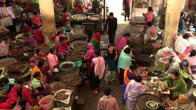 Mother's Market Only Women's running huge market in Imphal. | 'मदर मार्केट' इथे फक्त महिला राज! Mother's Market Only Women's running huge market in Imphal. | 'मदर मार्केट' इथे फक्त महिला राज!